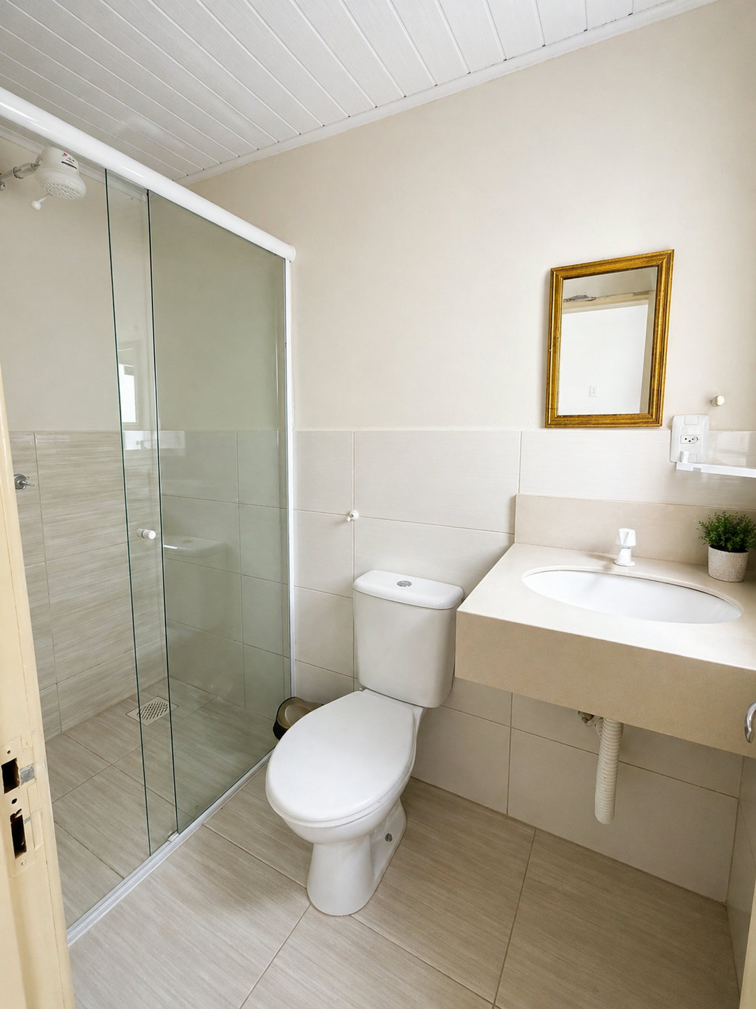 Banheiro suite apto 01